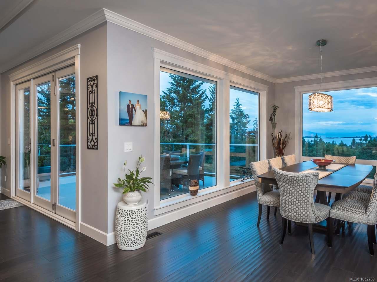 3441 Bromley Pl — listing photo 13 of 46