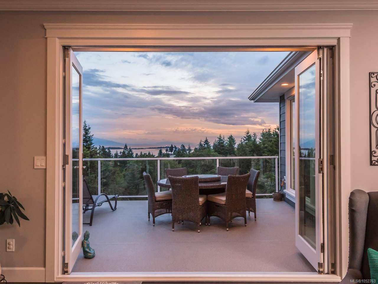 3441 Bromley Pl — listing photo 14 of 46