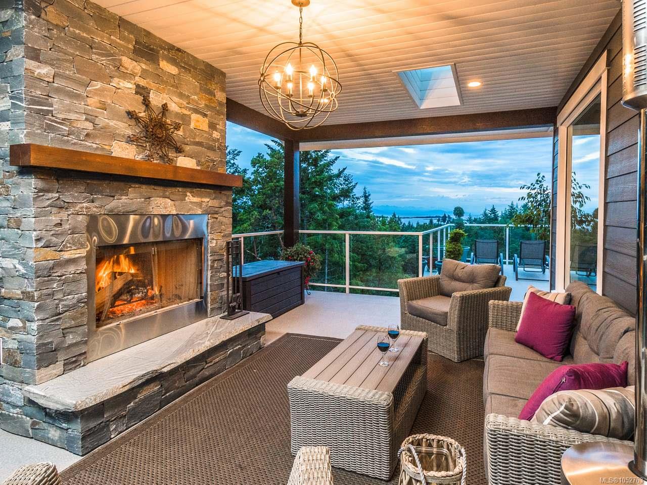 3441 Bromley Pl — listing photo 9 of 46