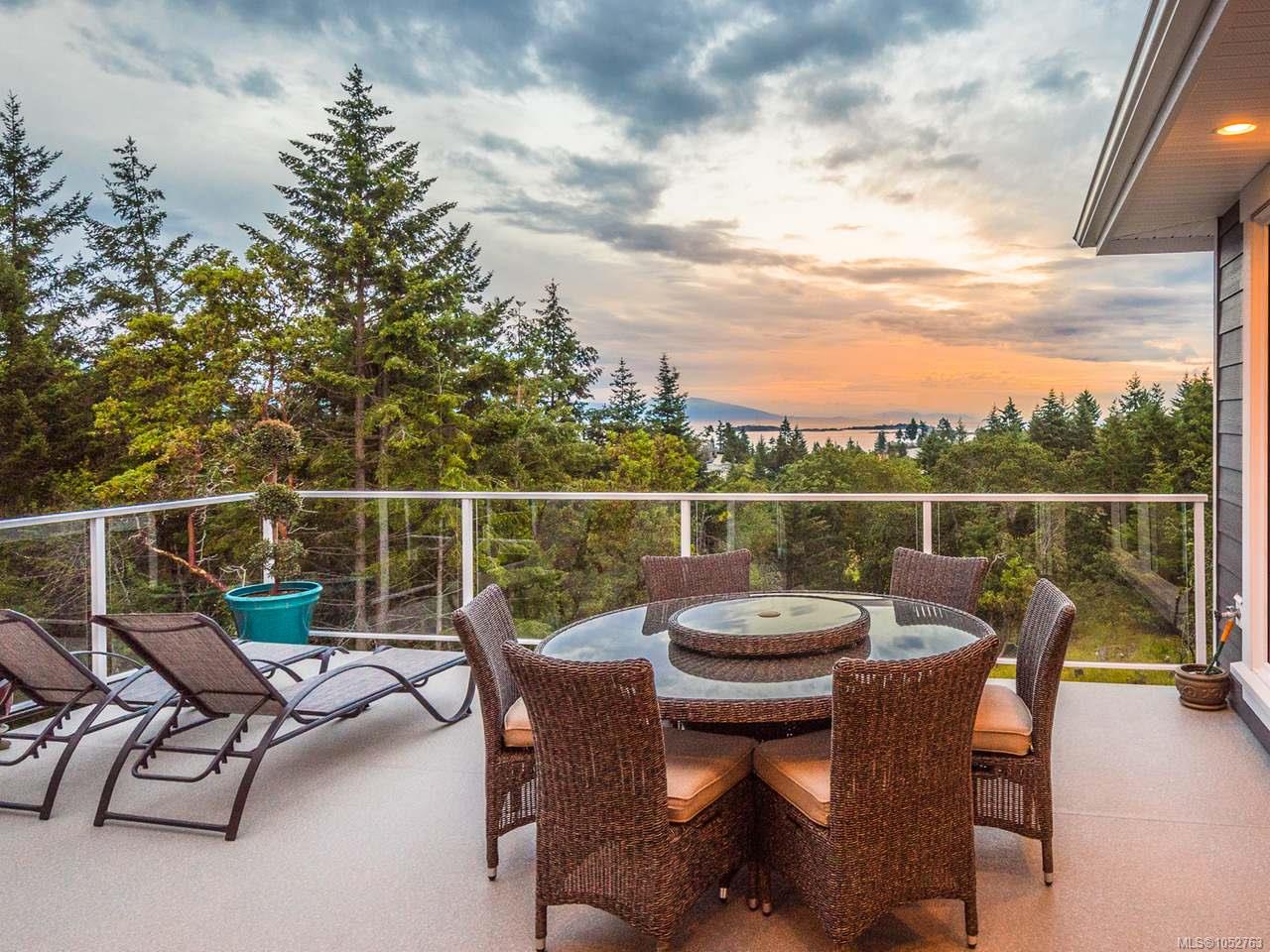 3441 Bromley Pl — listing photo 10 of 46