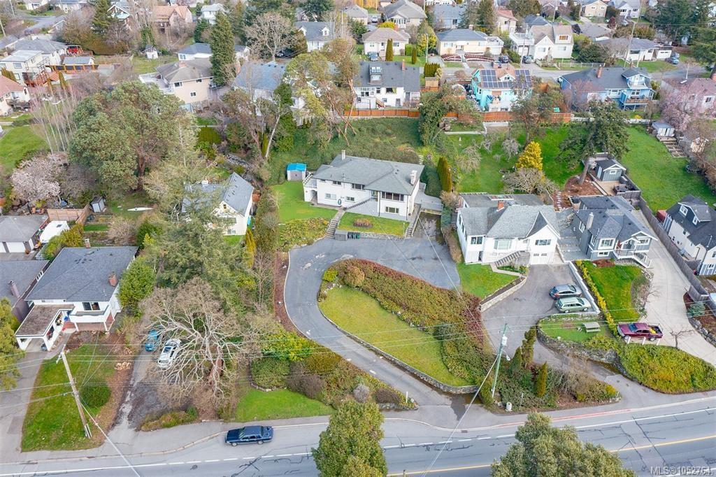 368 Gorge Rd — listing photo 3 of 50