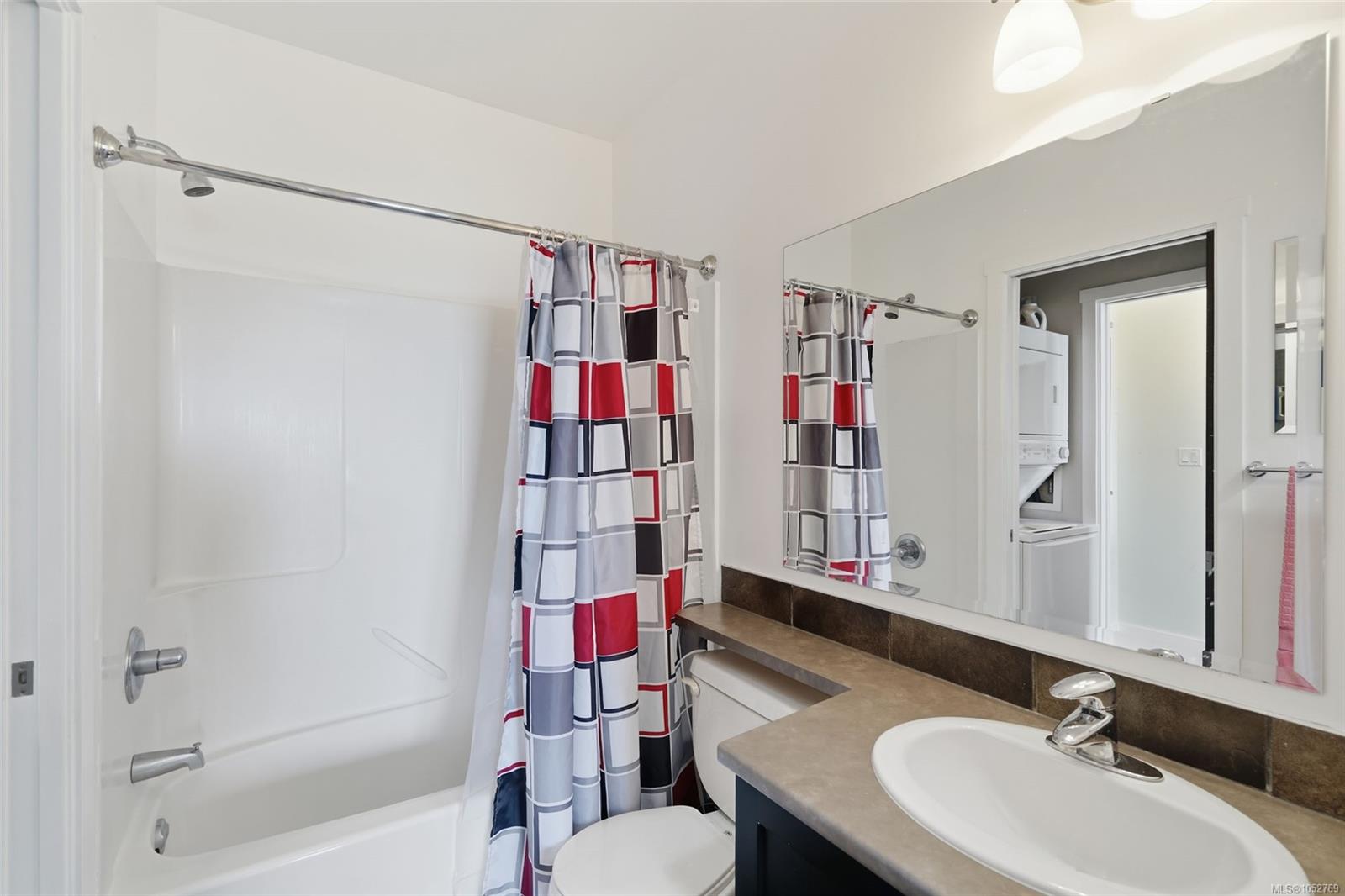 304-555 Franklyn St — listing photo 11 of 35