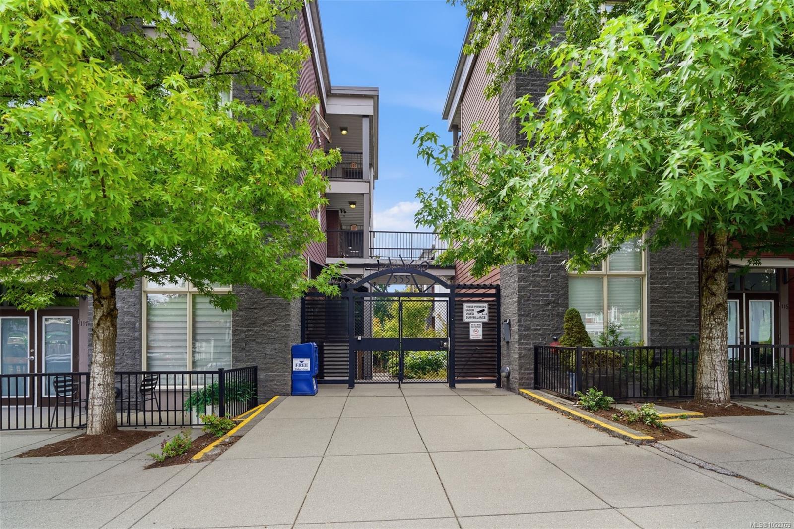 304-555 Franklyn St — listing photo 14 of 35