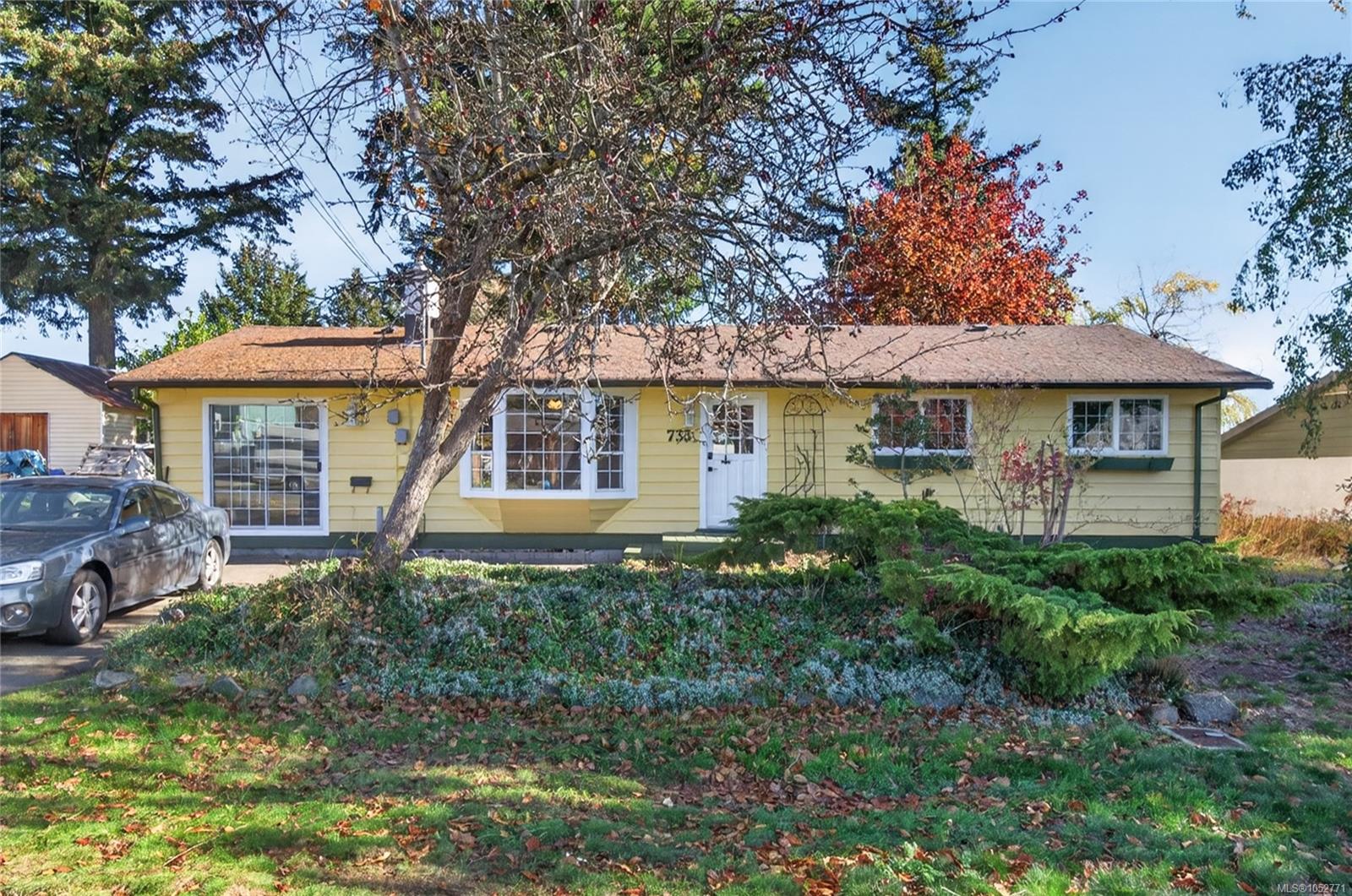 733 Marina Blvd — listing photo 2 of 44