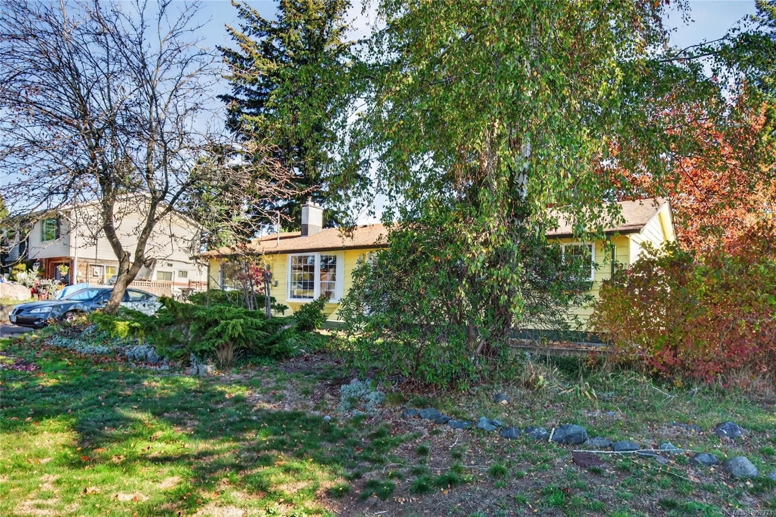 733 Marina Blvd — listing photo 3 of 44