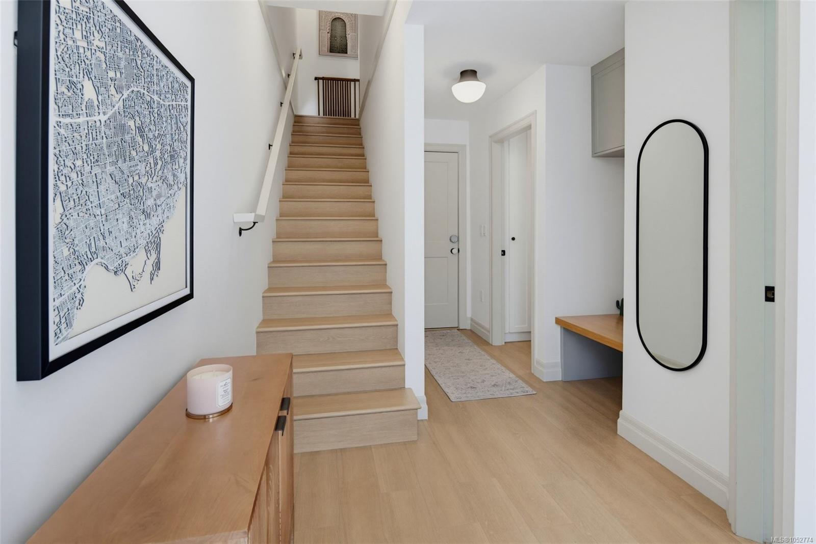 4-3092 Washington Ave — listing photo 5 of 43