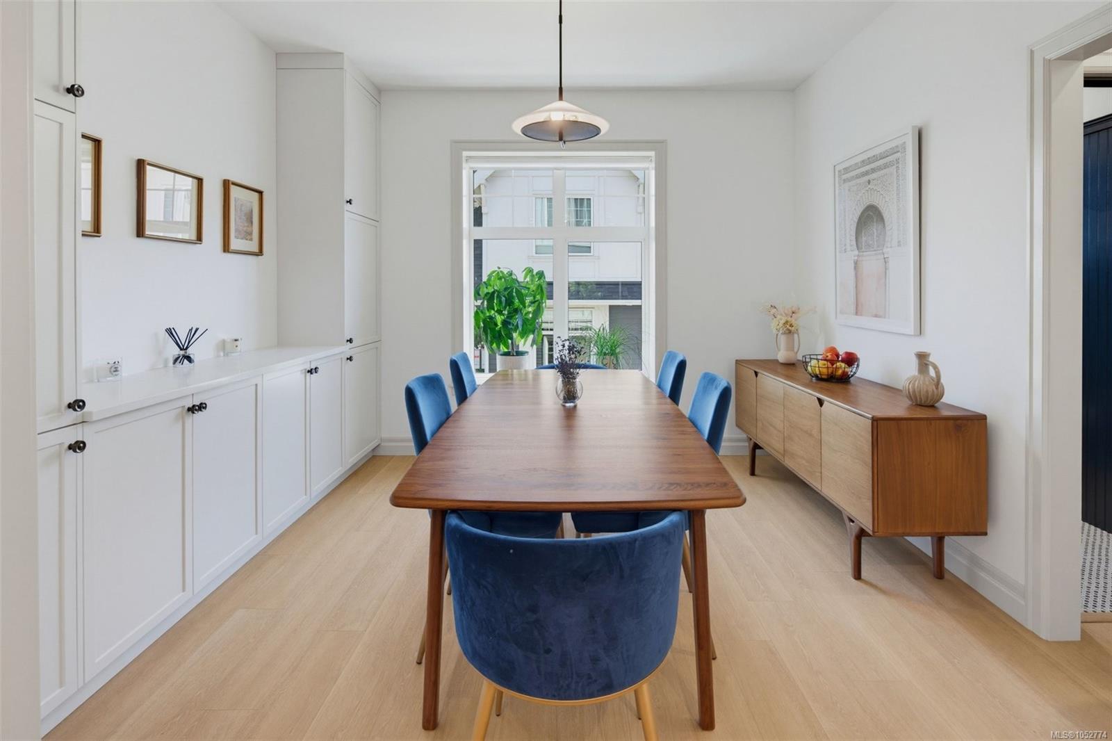 4-3092 Washington Ave — listing photo 9 of 43