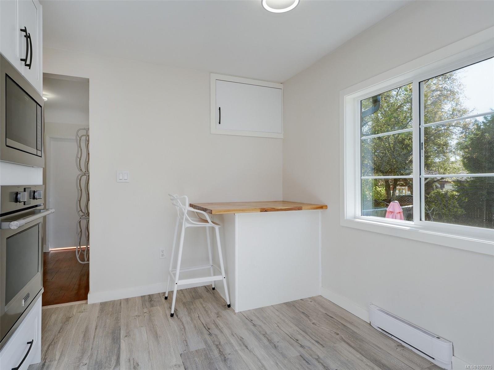 1451 Lang St — listing photo 7 of 31