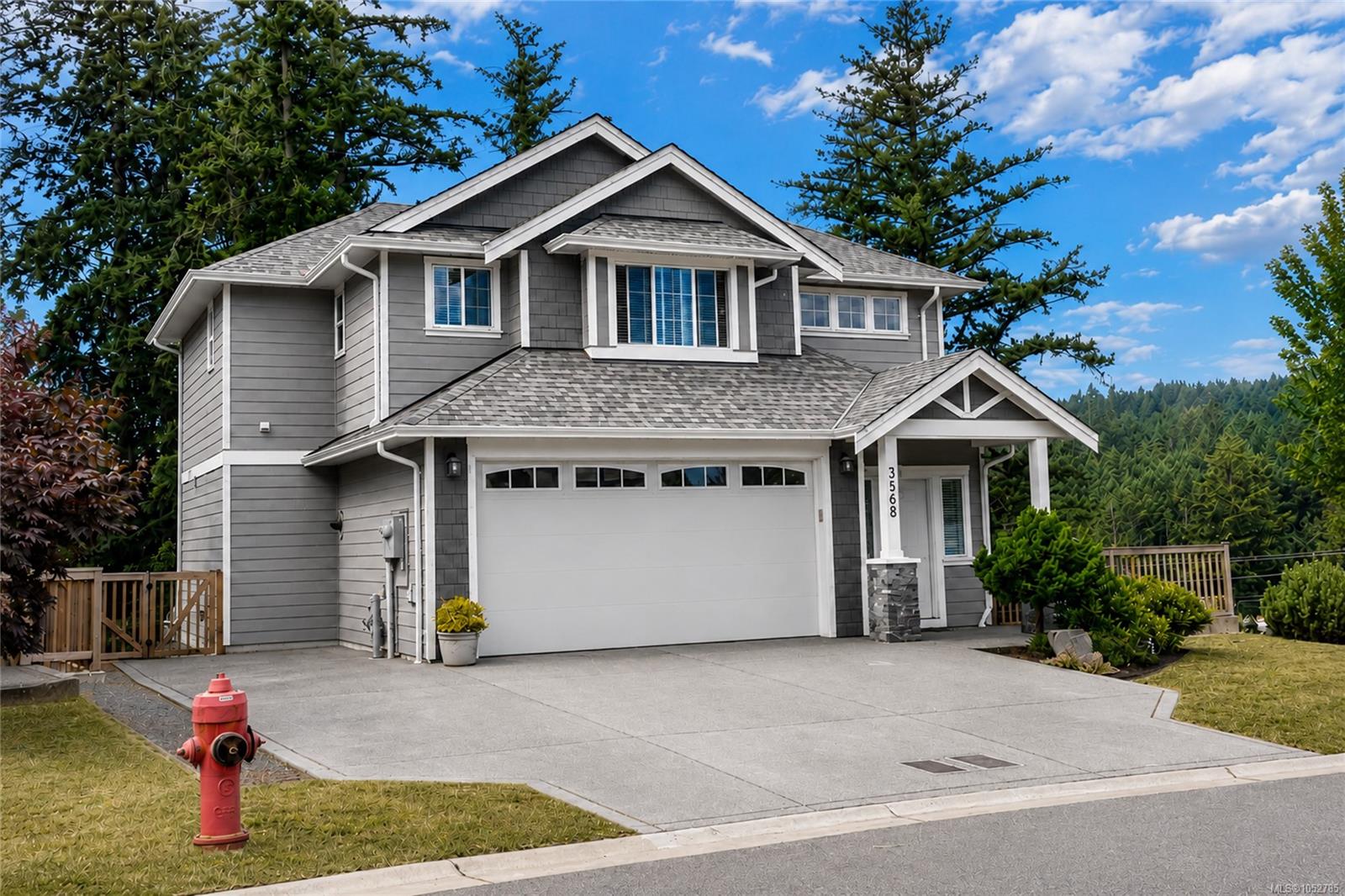 3568 Honeycrisp Ave — listing photo 3 of 49