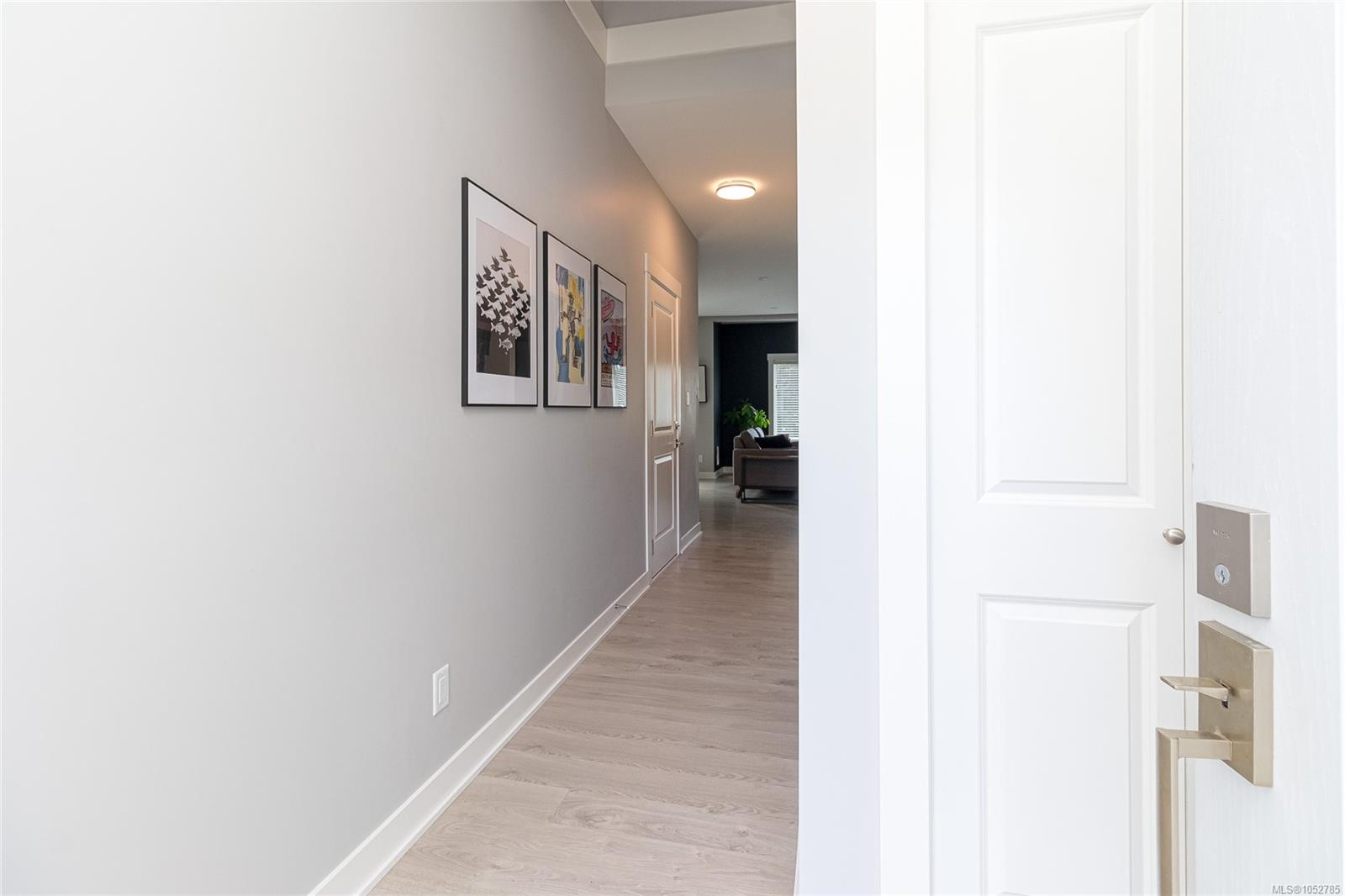 3568 Honeycrisp Ave — listing photo 10 of 49