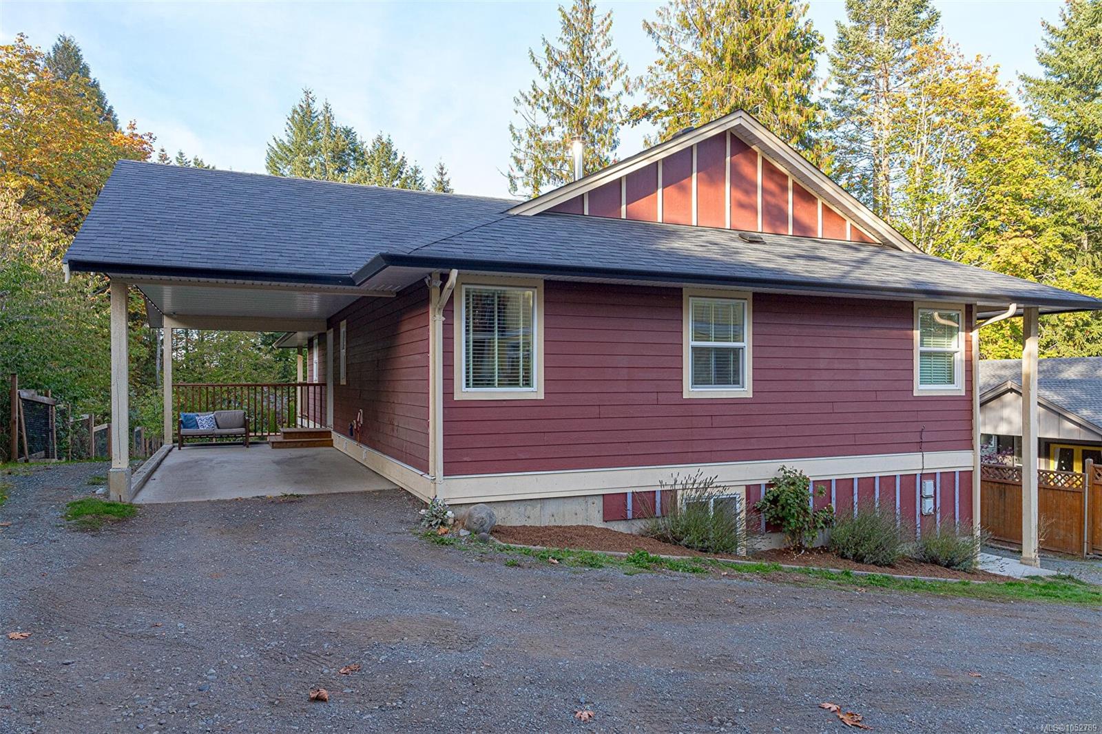 5274 Koksilah Rd — listing photo 8 of 81