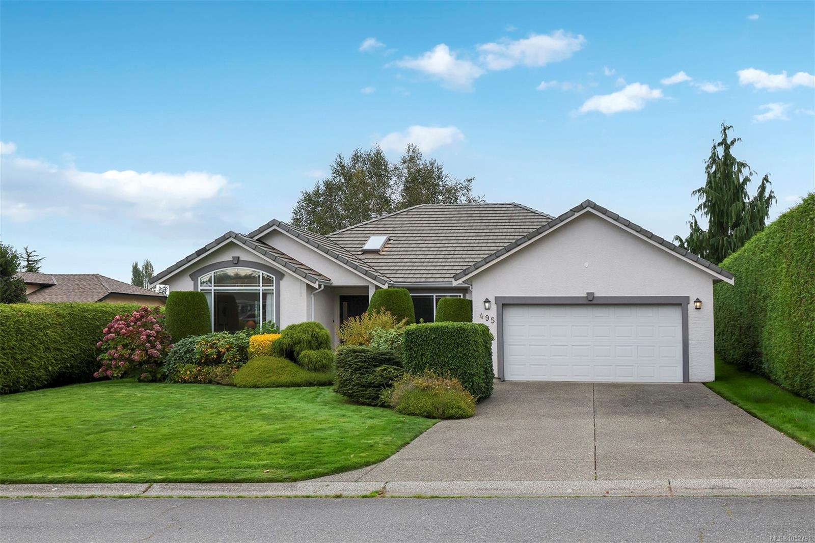 495 Troon Close, Qualicum Beach