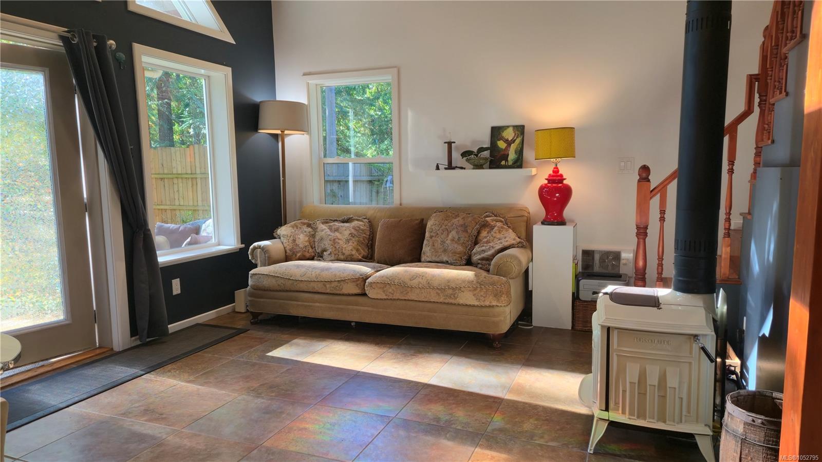 434 Dunshire Dr — listing photo 13 of 29