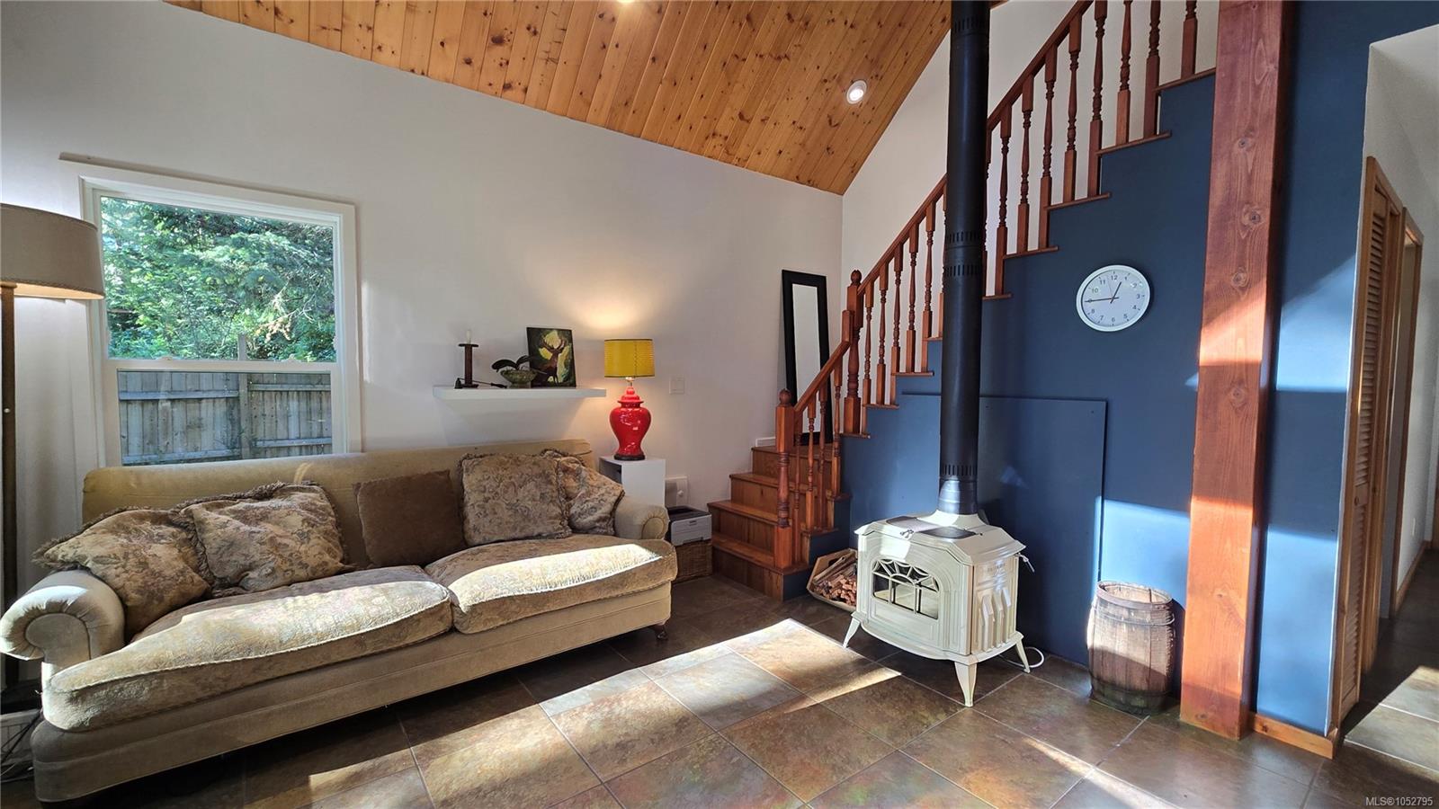 434 Dunshire Dr — listing photo 14 of 29