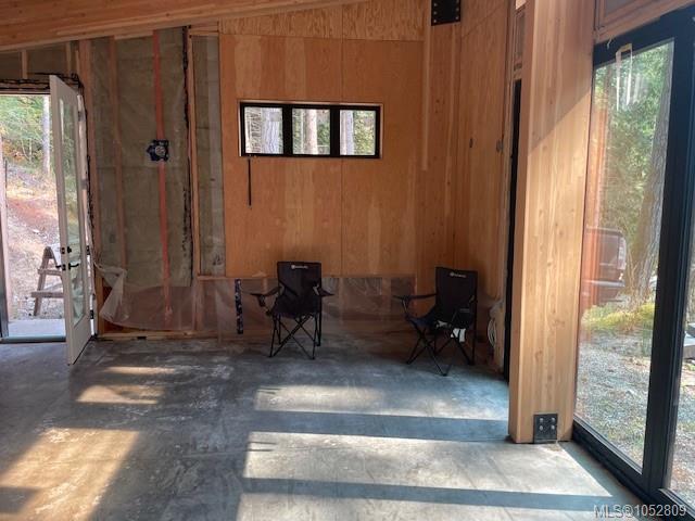 1376 Isabella Point Rd — listing photo 11 of 12
