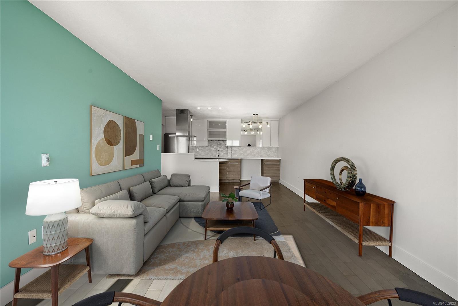 802-105 Gorge Rd — listing photo 12 of 34