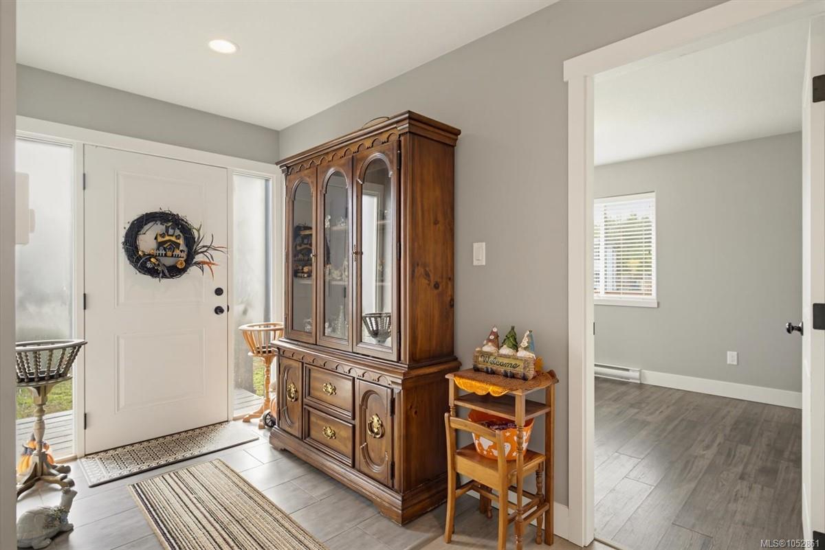 100 Carlo Pl — listing photo 11 of 59