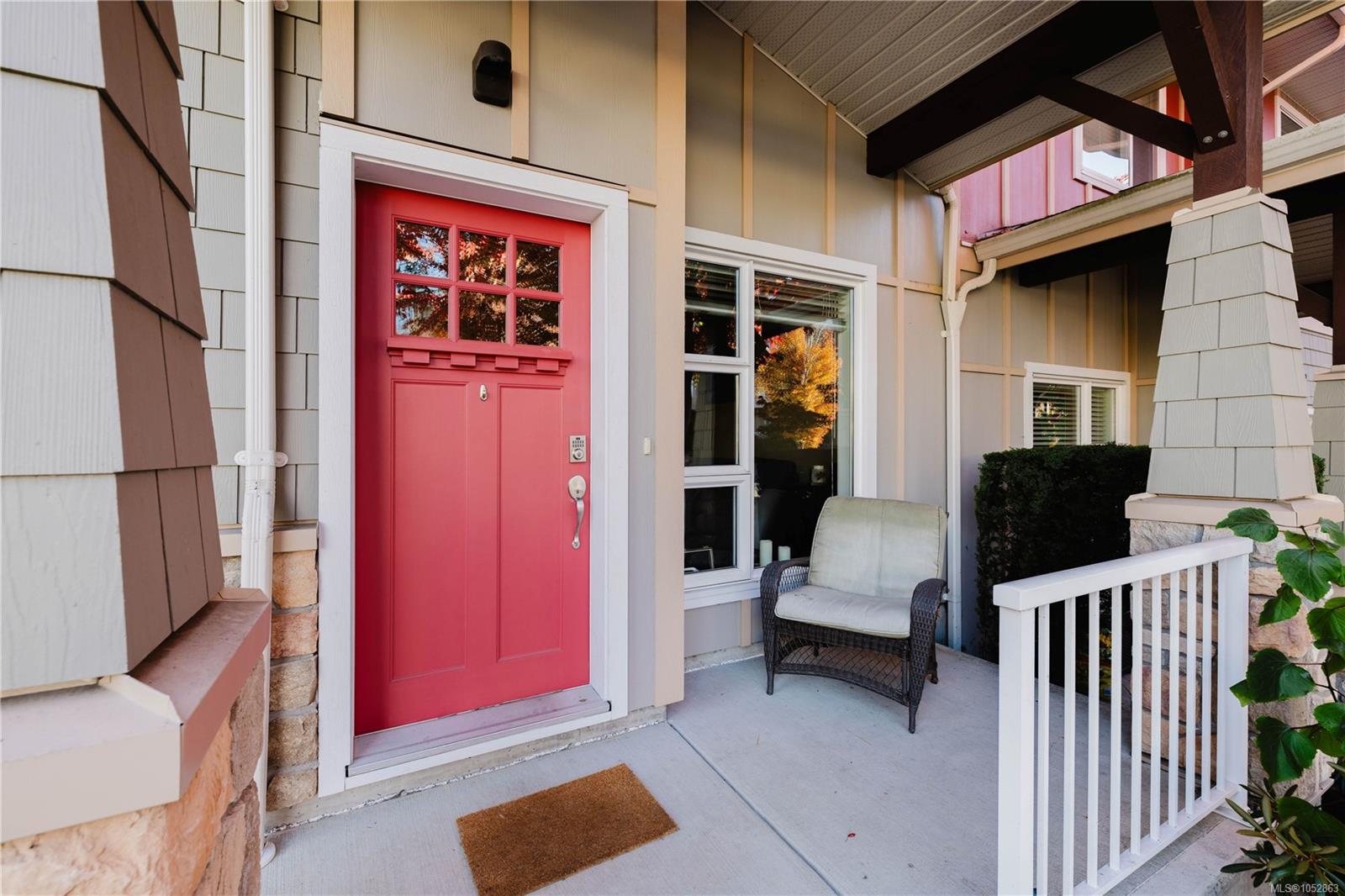 7-1900 Watkiss Way — listing photo 9 of 42
