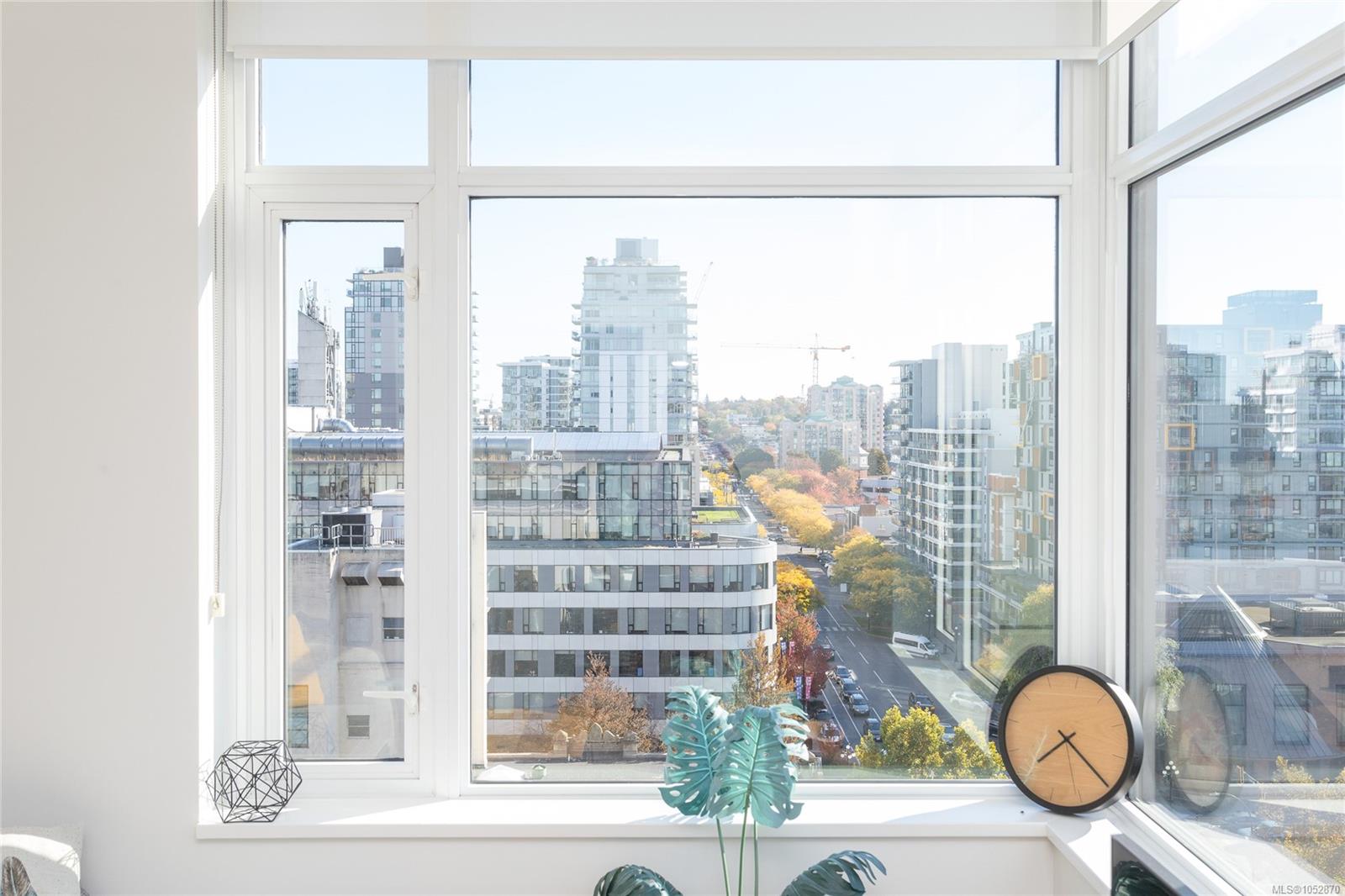 1105-728 Yates St — listing photo 8 of 32