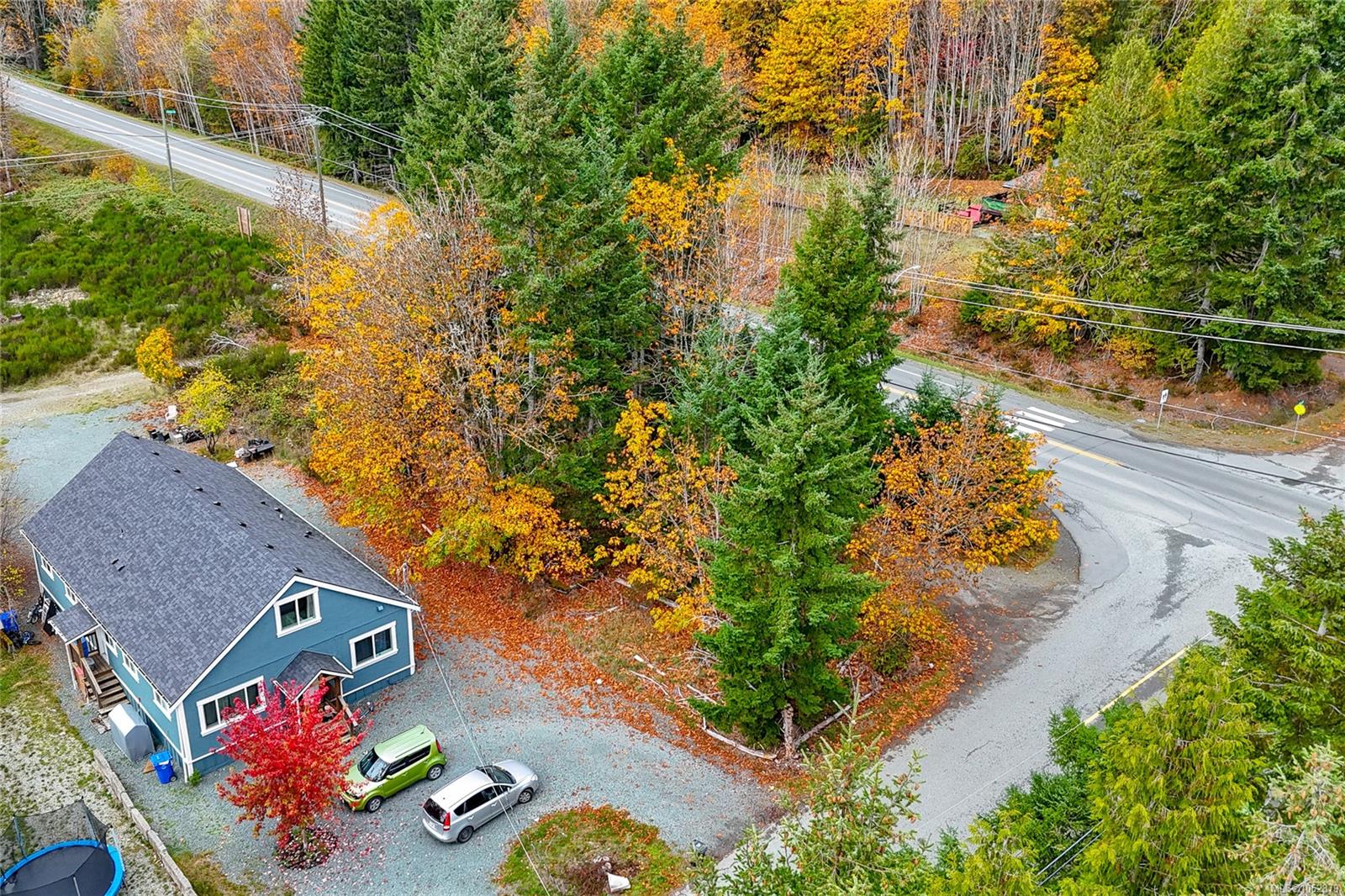256 Neva Rd — listing photo 7 of 8