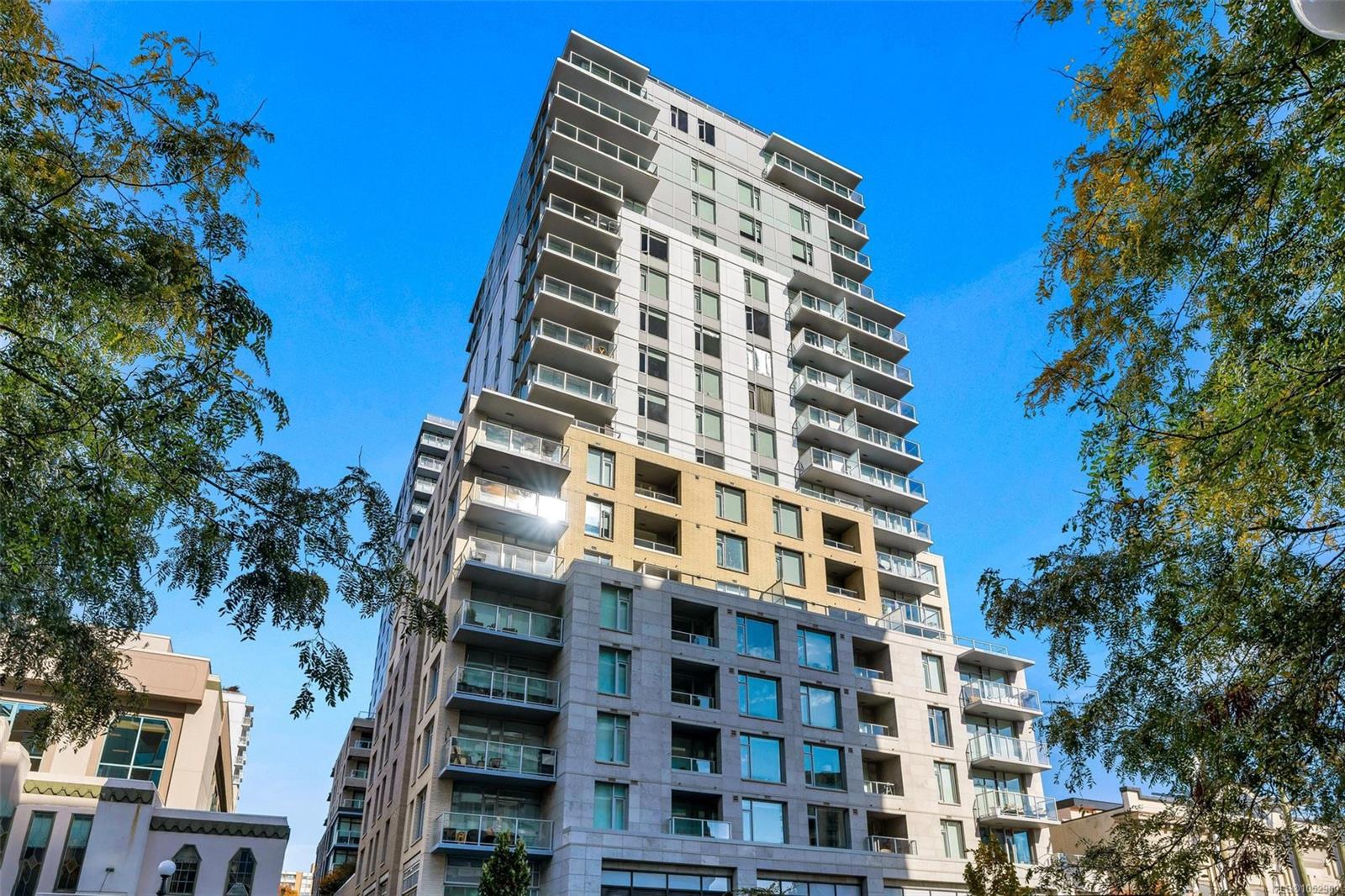 1207-848 Yates St — listing photo 3 of 30