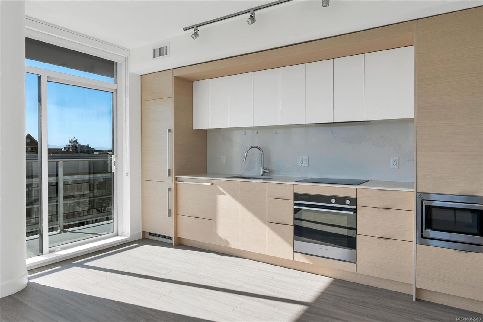 1207-848 Yates St — listing photo 10 of 30