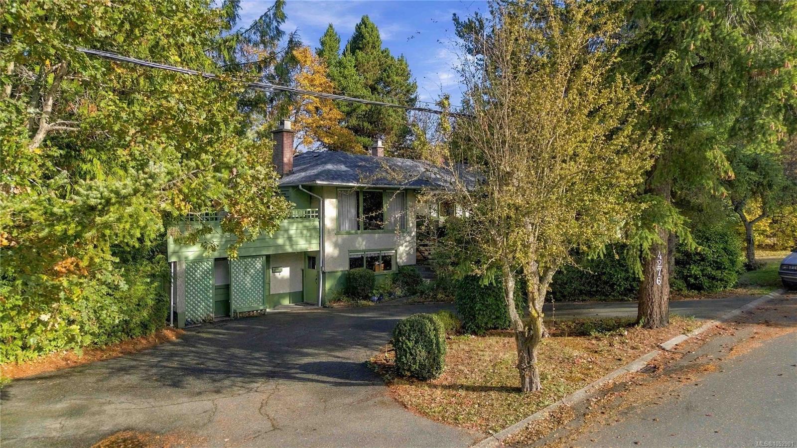 4276 Caen Rd — listing photo 4 of 61