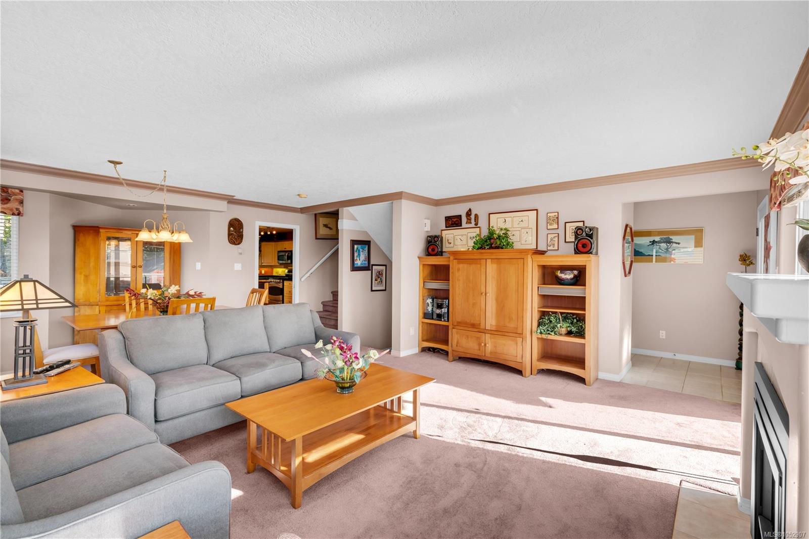 12-118 Aldersmith Pl — listing photo 9 of 70