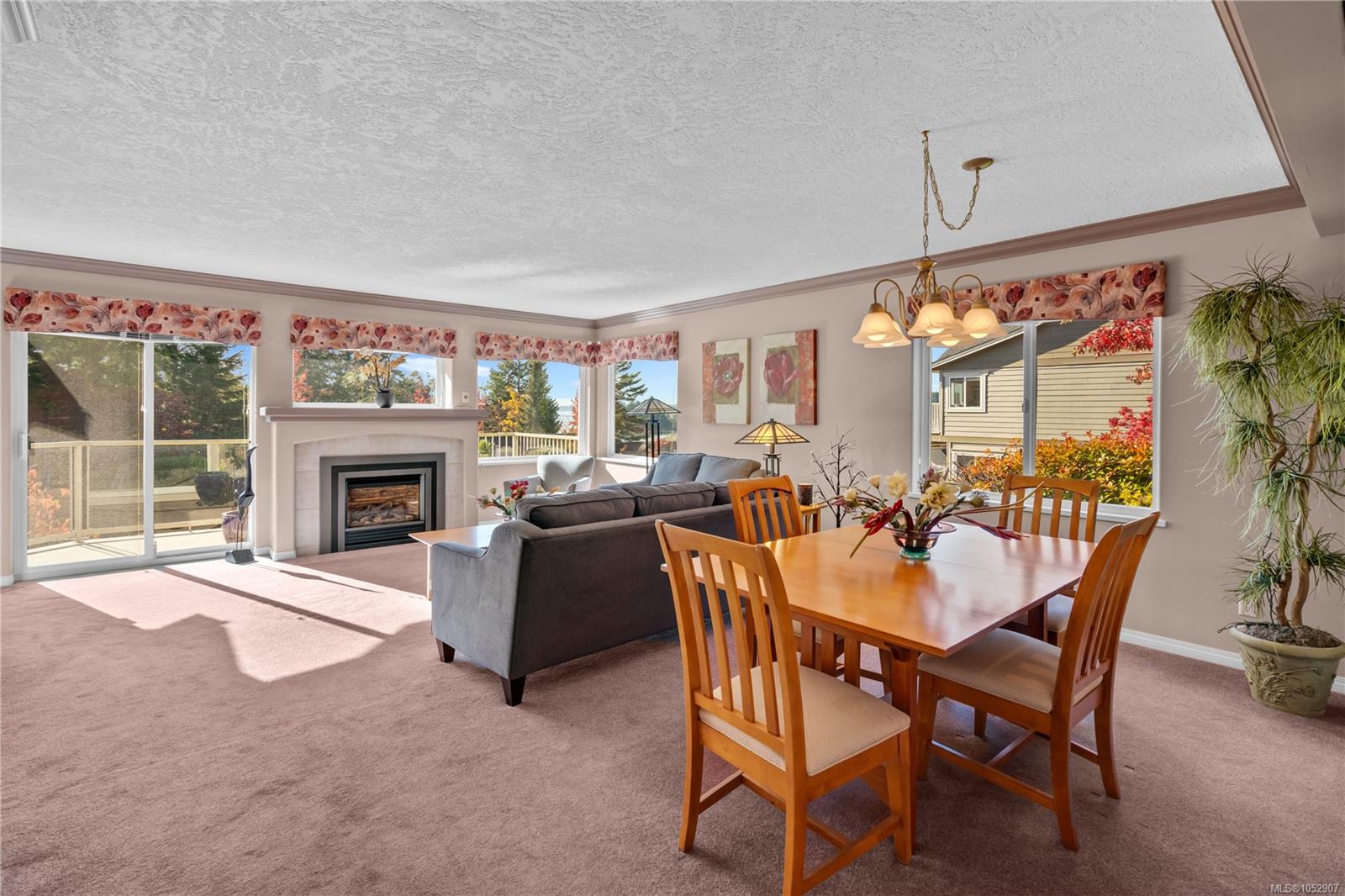 12-118 Aldersmith Pl — listing photo 10 of 70