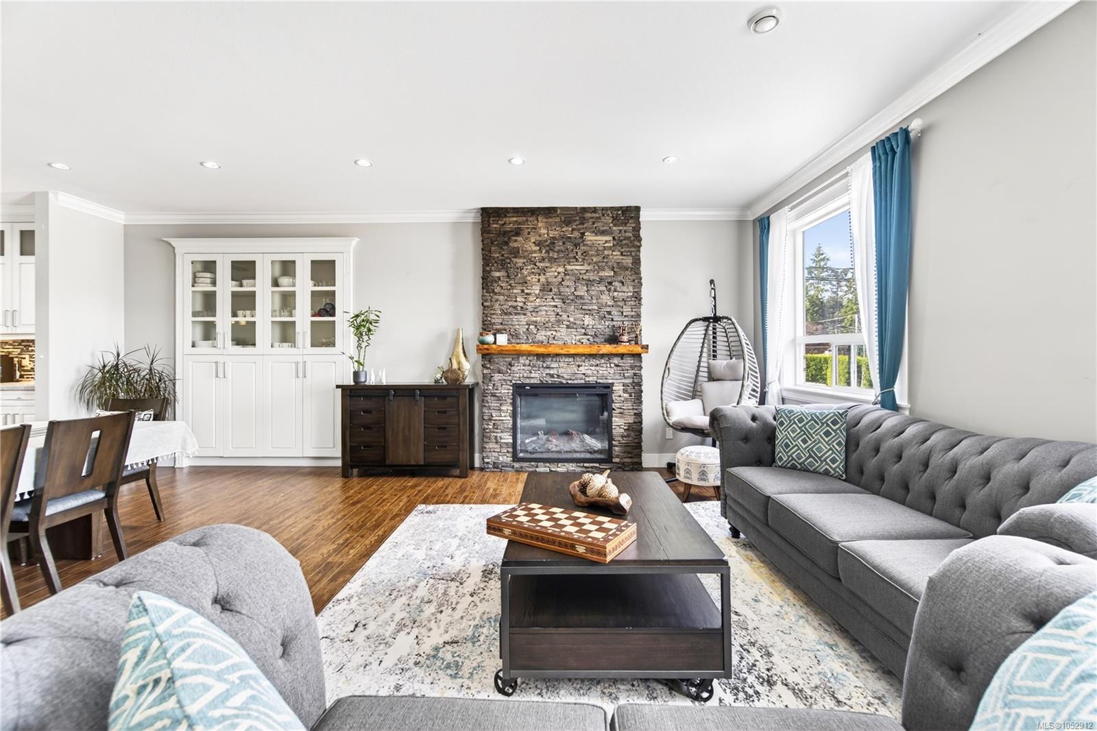 3115 Uplands Dr — listing photo 13 of 55