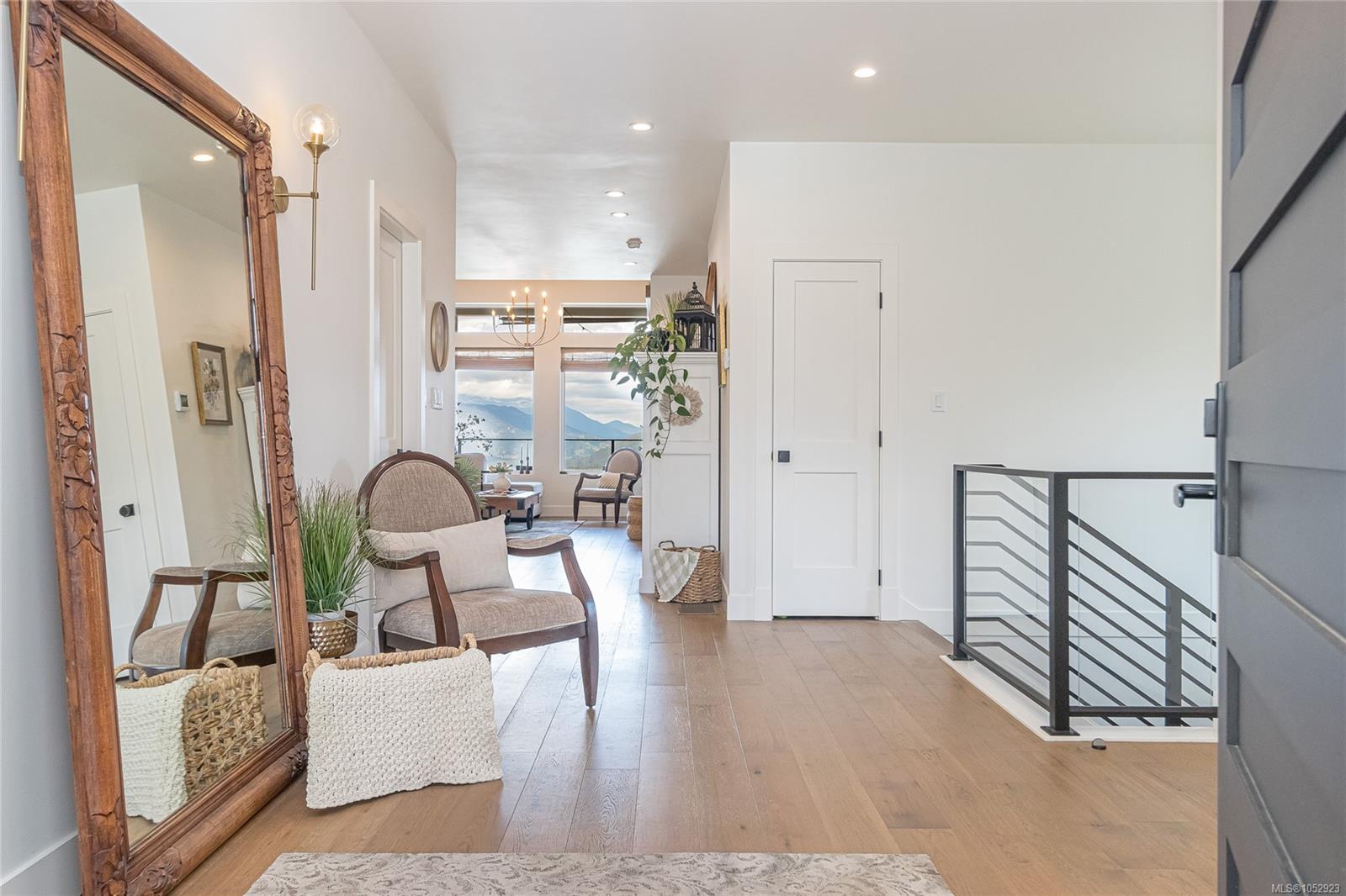 3155 Woodrush Dr — listing photo 6 of 81