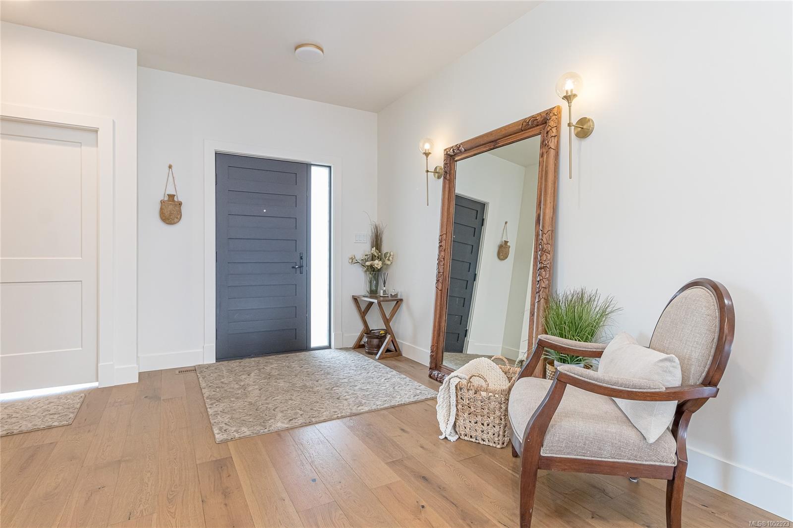 3155 Woodrush Dr — listing photo 7 of 81