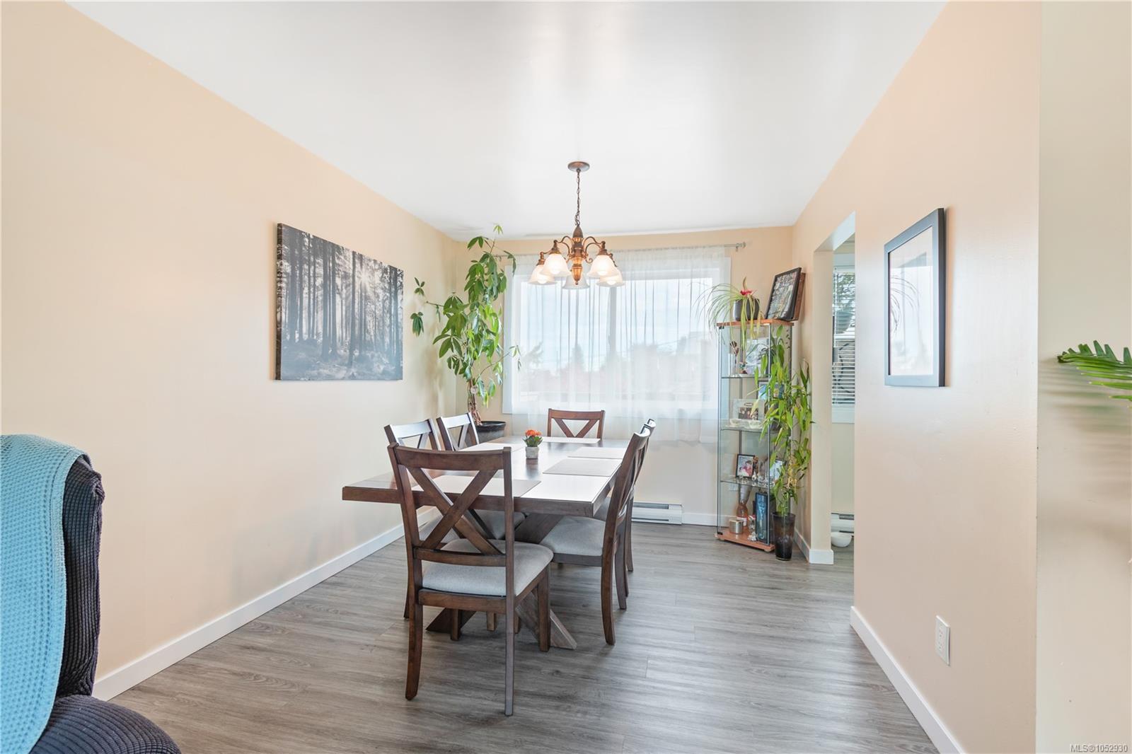 3735 Cottleview Dr — listing photo 7 of 35