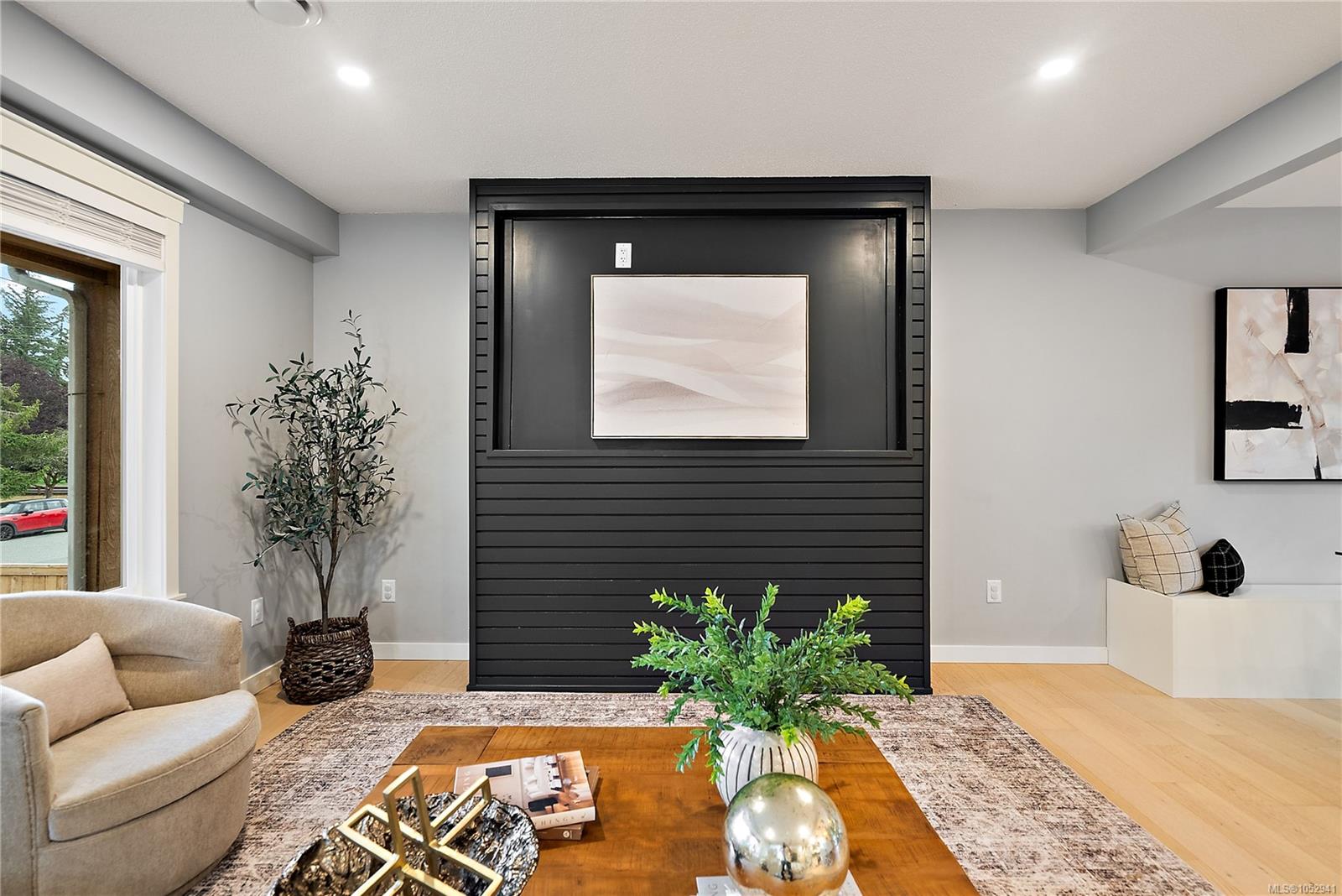 3053 Jenner Rd — listing photo 6 of 34