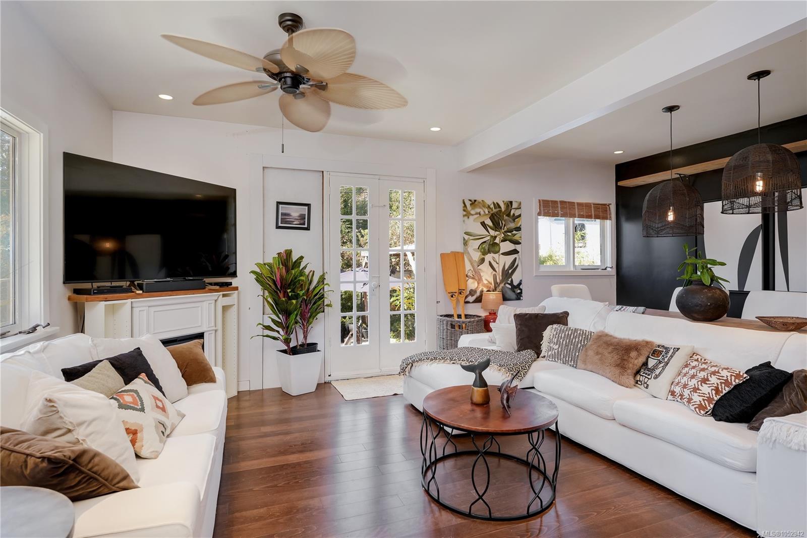 2043 Saseenos Rd — listing photo 6 of 30