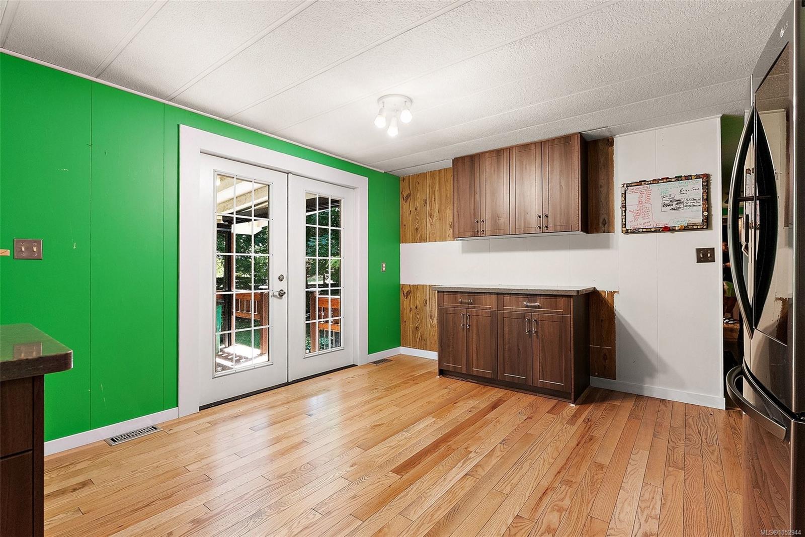 C24-920 Whittaker Rd — listing photo 7 of 30
