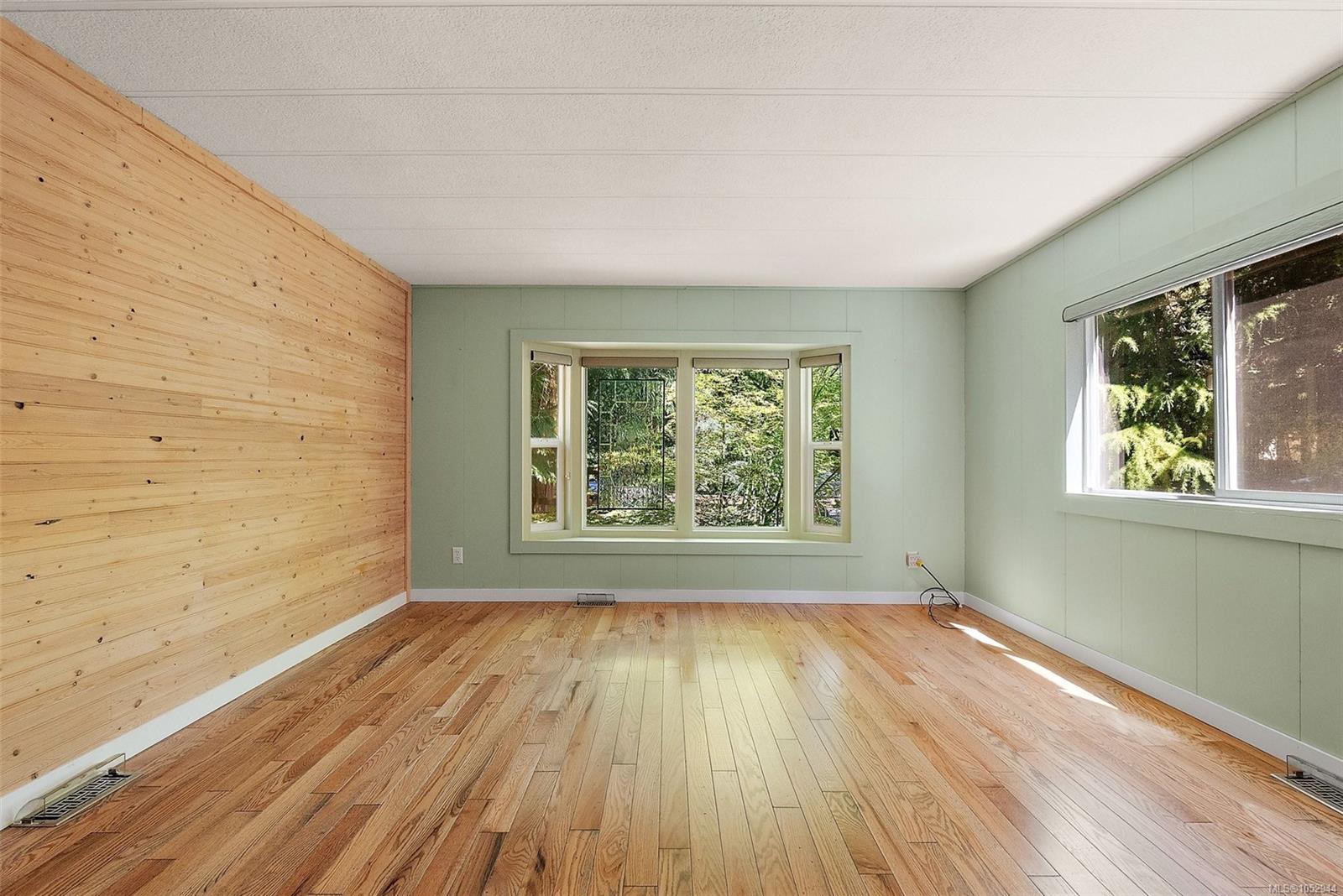 C24-920 Whittaker Rd — listing photo 8 of 30