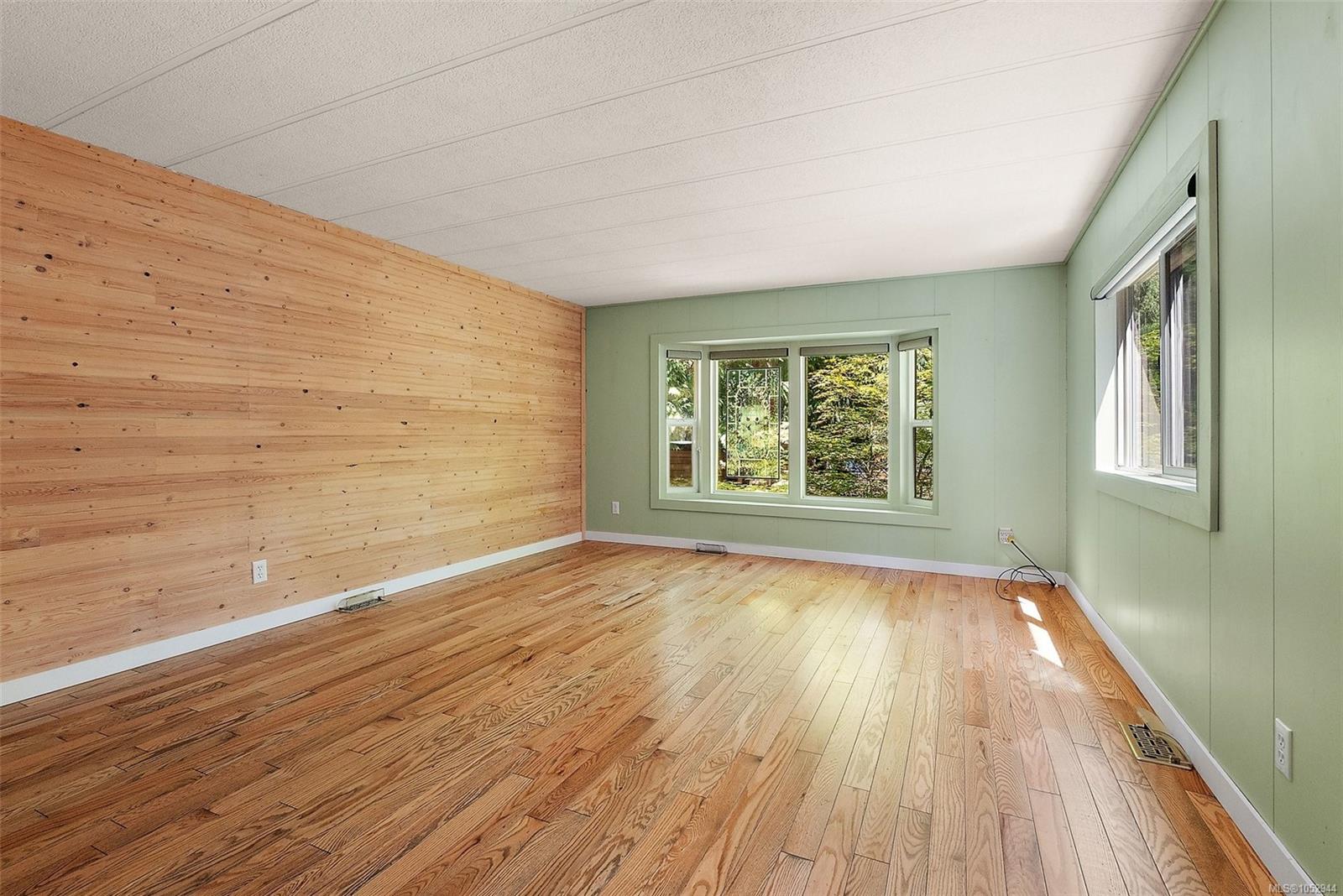 C24-920 Whittaker Rd — listing photo 10 of 30