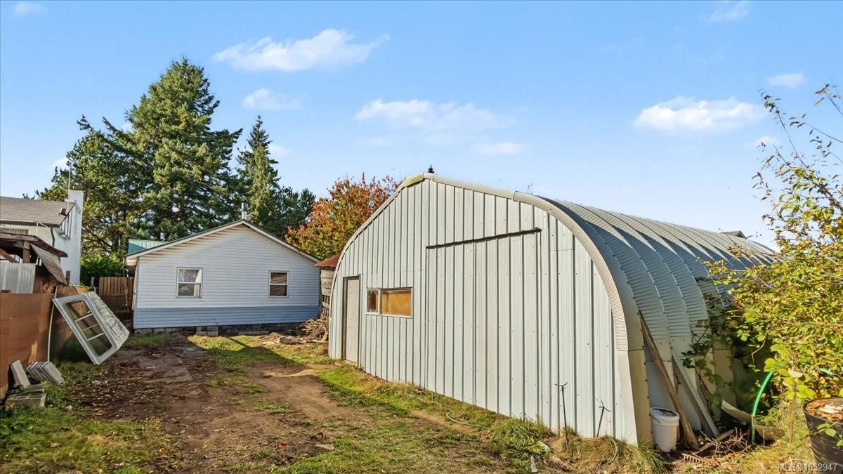 641 Dogwood St — listing photo 4 of 22