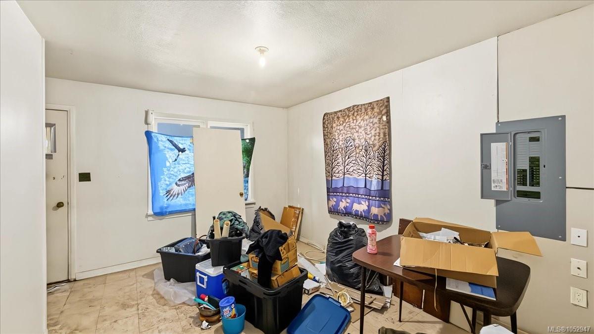 641 Dogwood St — listing photo 8 of 22