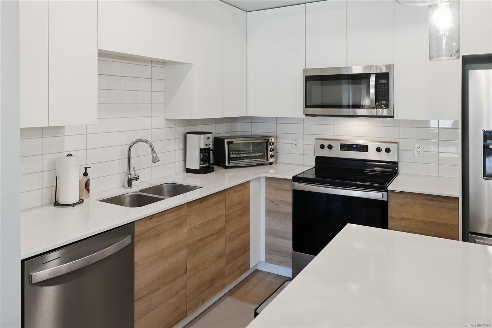420-4830 Cedar Ridge Pl — listing photo 9 of 45