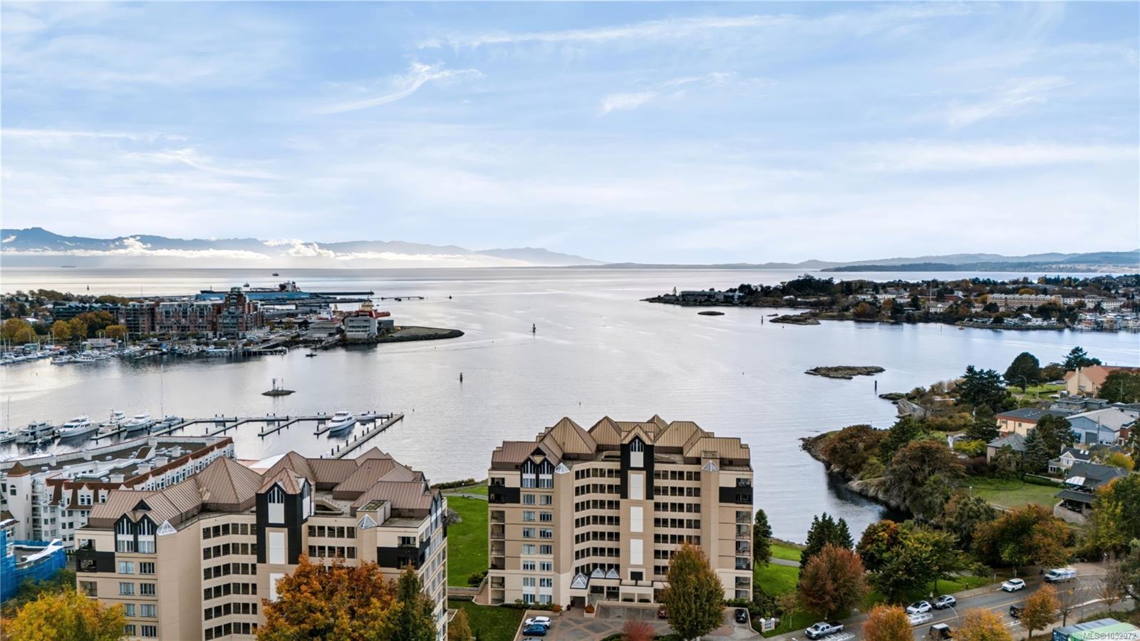 526-205 Kimta Rd — listing photo 5 of 48