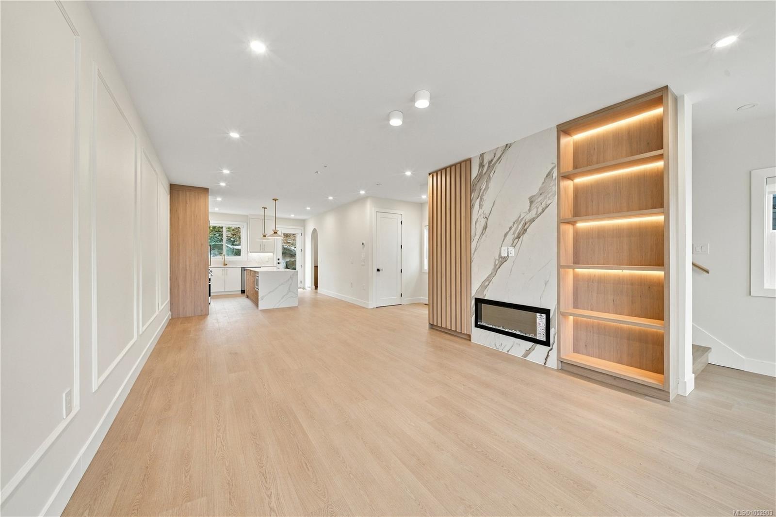 817 BLACKBIRD Pl — listing photo 9 of 39