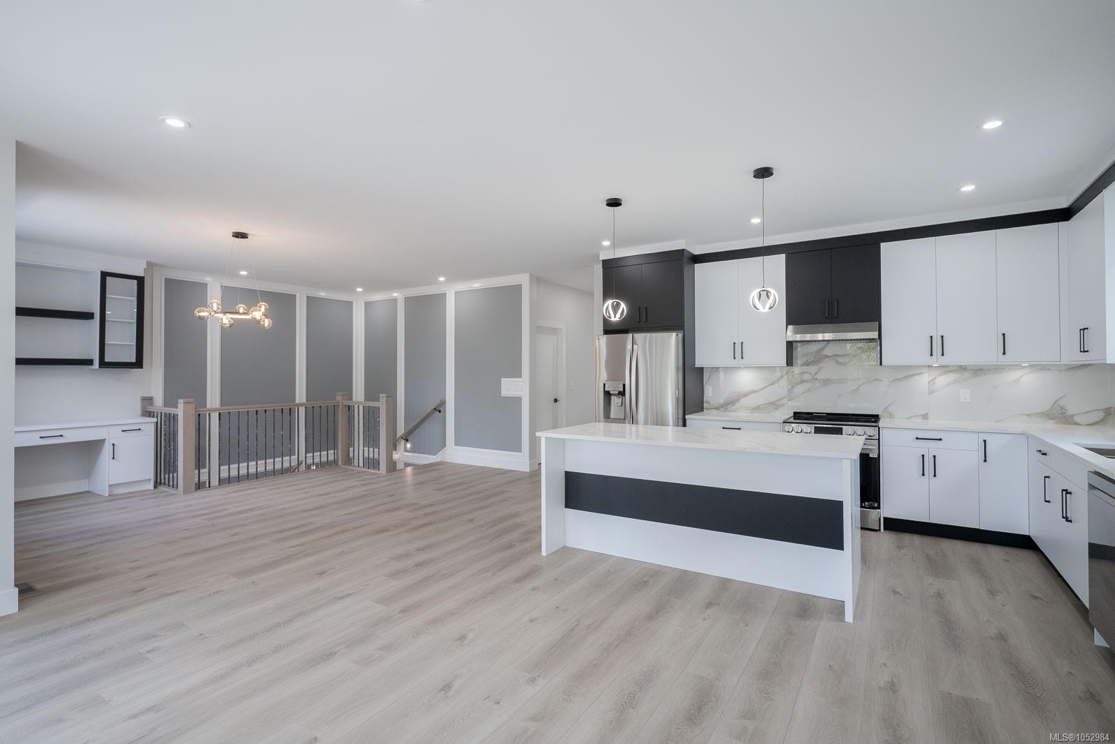 351 Avaani Way — listing photo 5 of 62