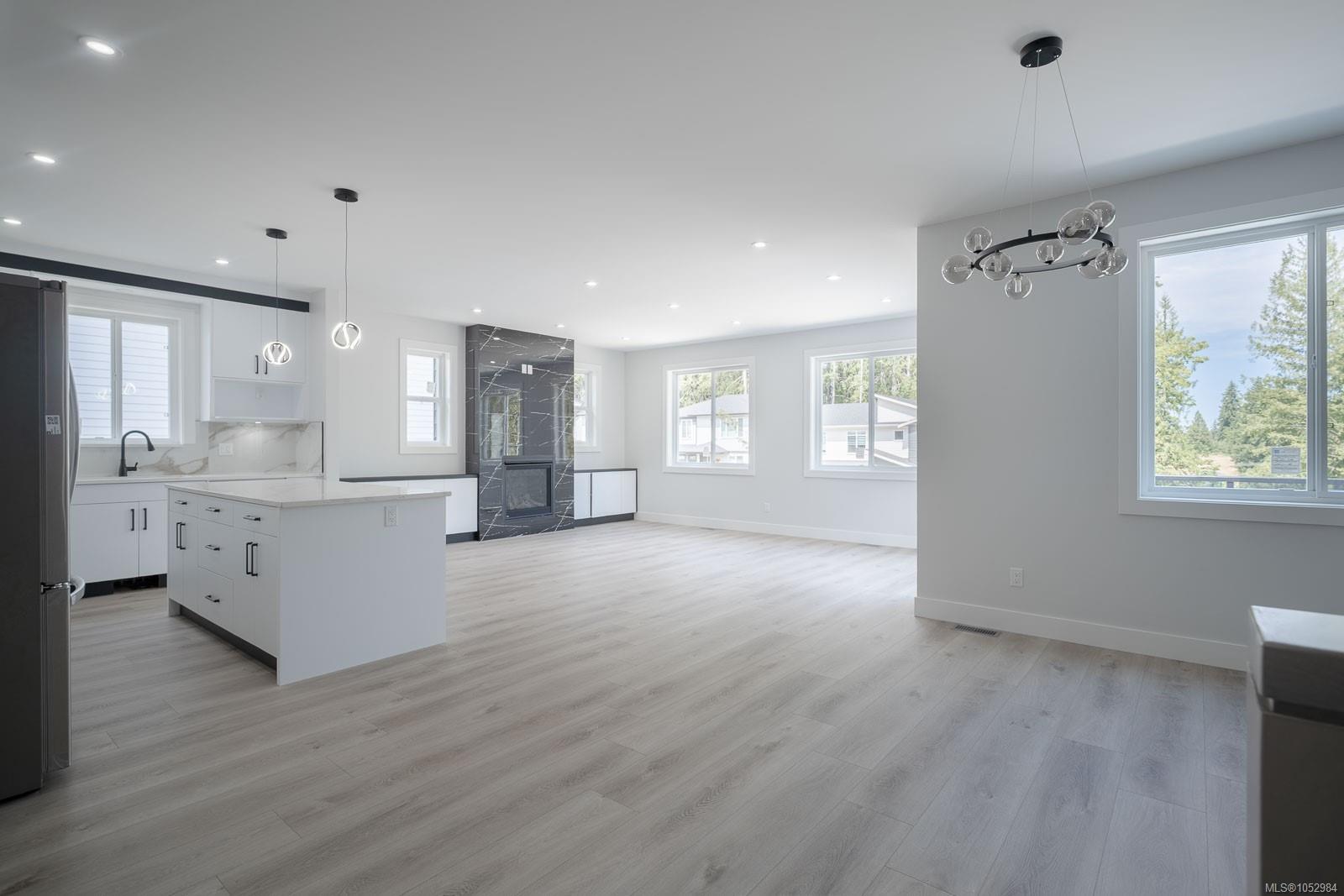 351 Avaani Way — listing photo 10 of 62