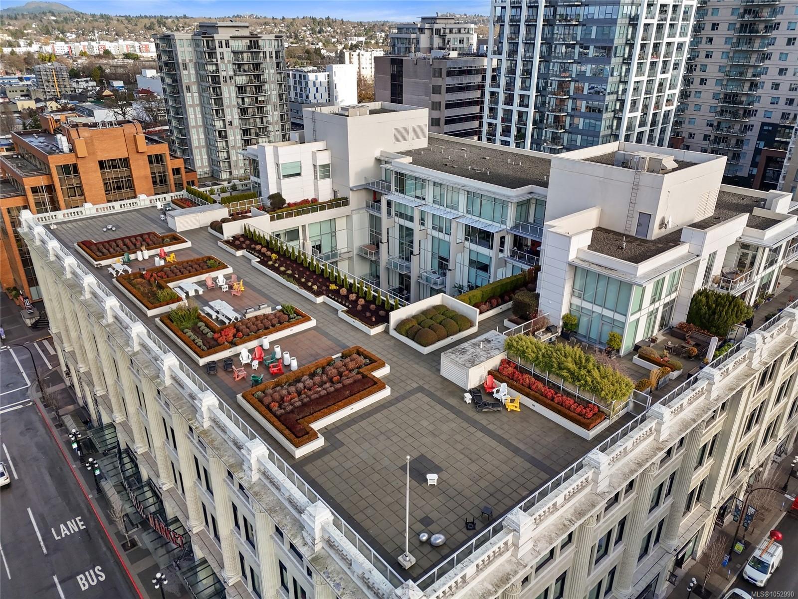 416-770 Fisgard St — listing photo 7 of 56