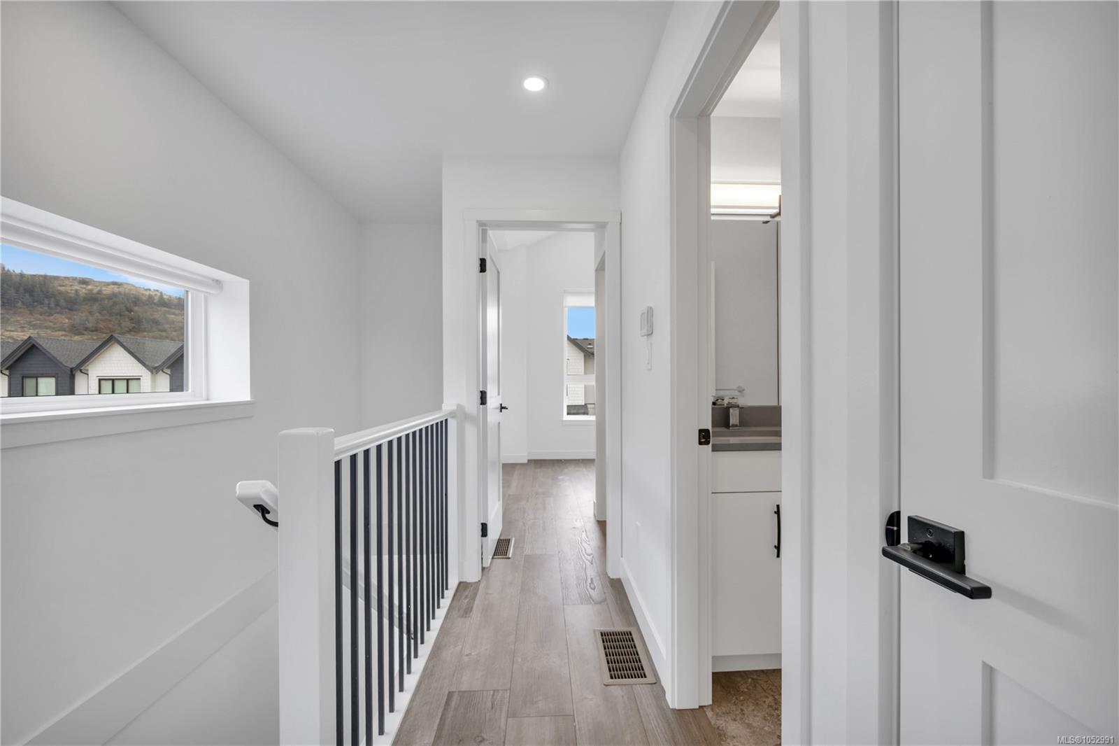 1036 Boxcar Close — listing photo 6 of 38