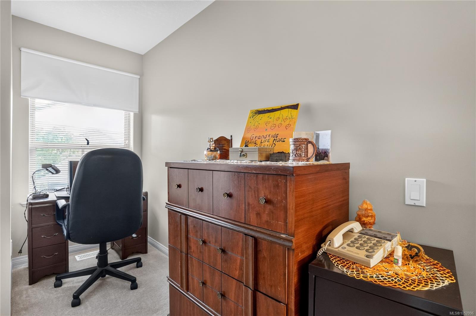 9-5608 Strathcona St — listing photo 13 of 31