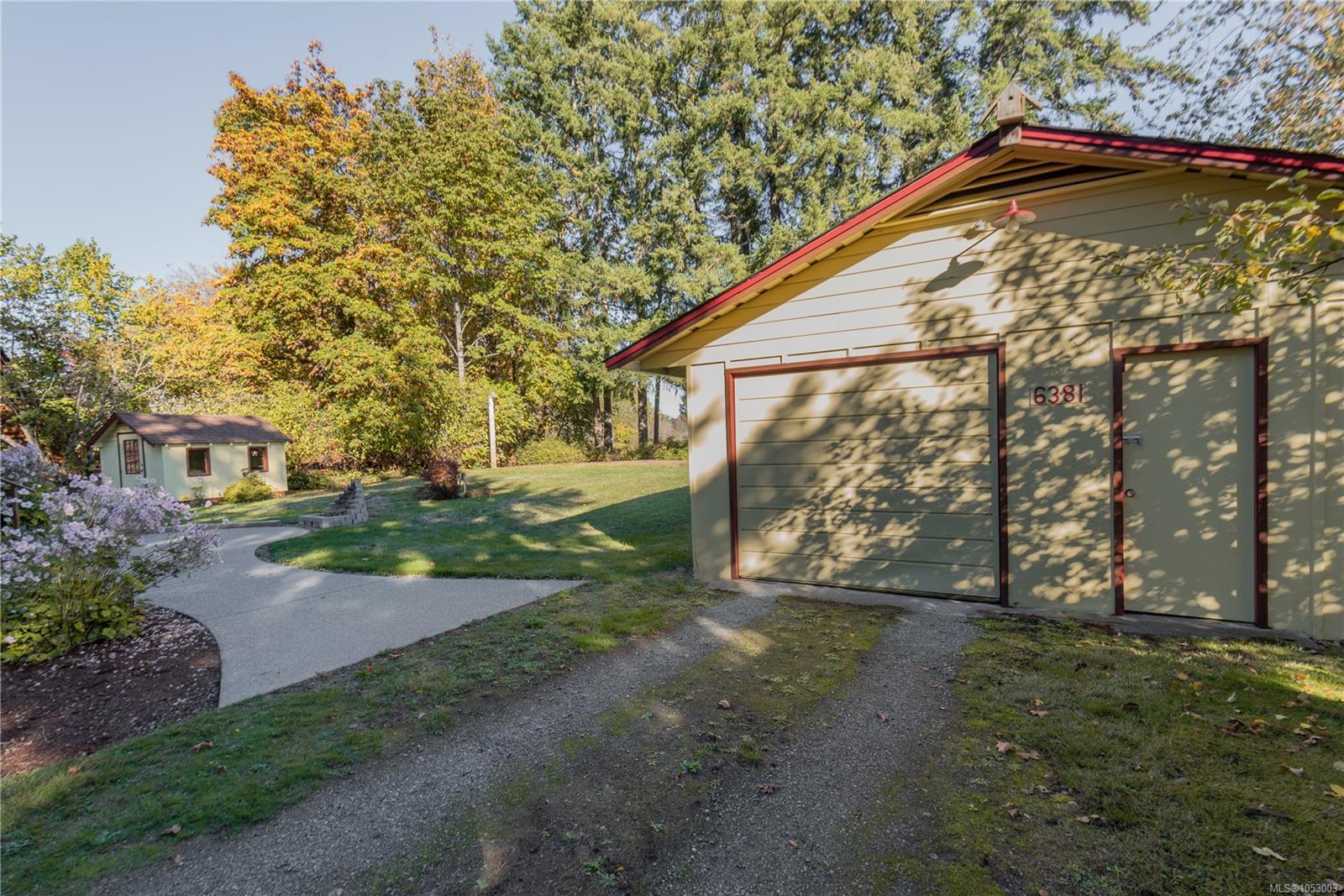 6381 Somenos Rd — listing photo 12 of 48