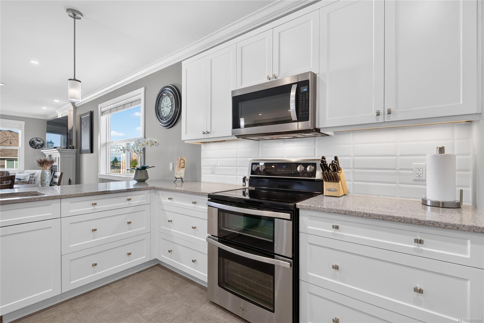 18-2000 Treelane Rd — listing photo 11 of 52